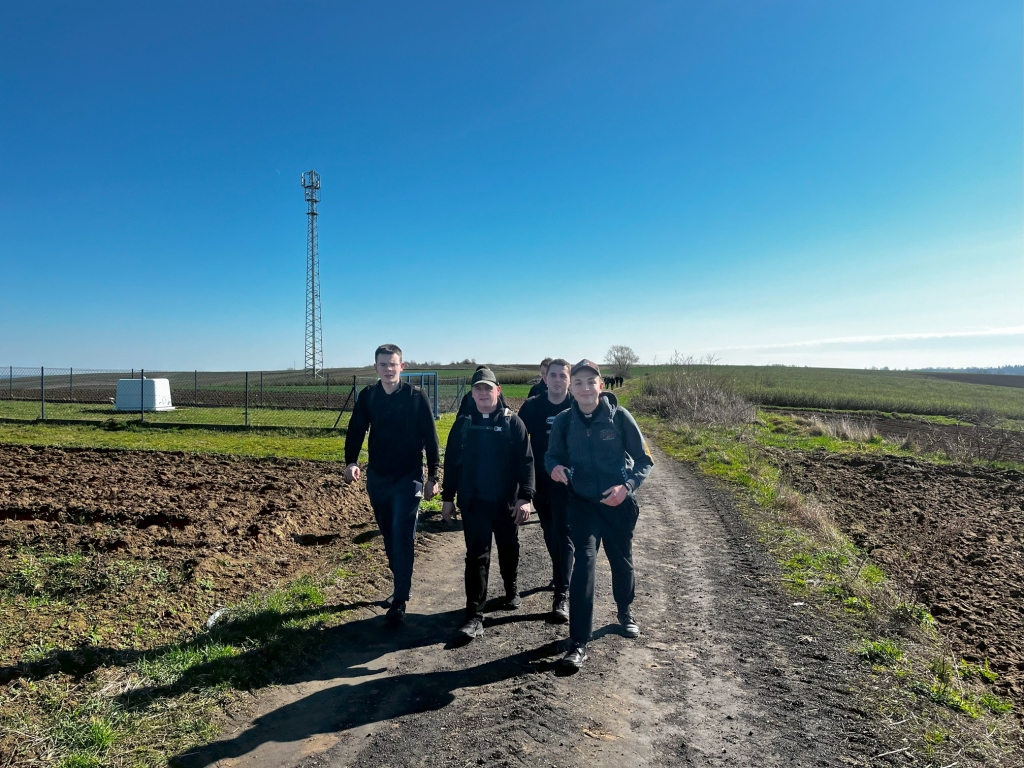 Fotorelacja: Na pielgrzymim szlaku do Sanktuariów Jubileuszowych - przechadzka po rekolekcjach