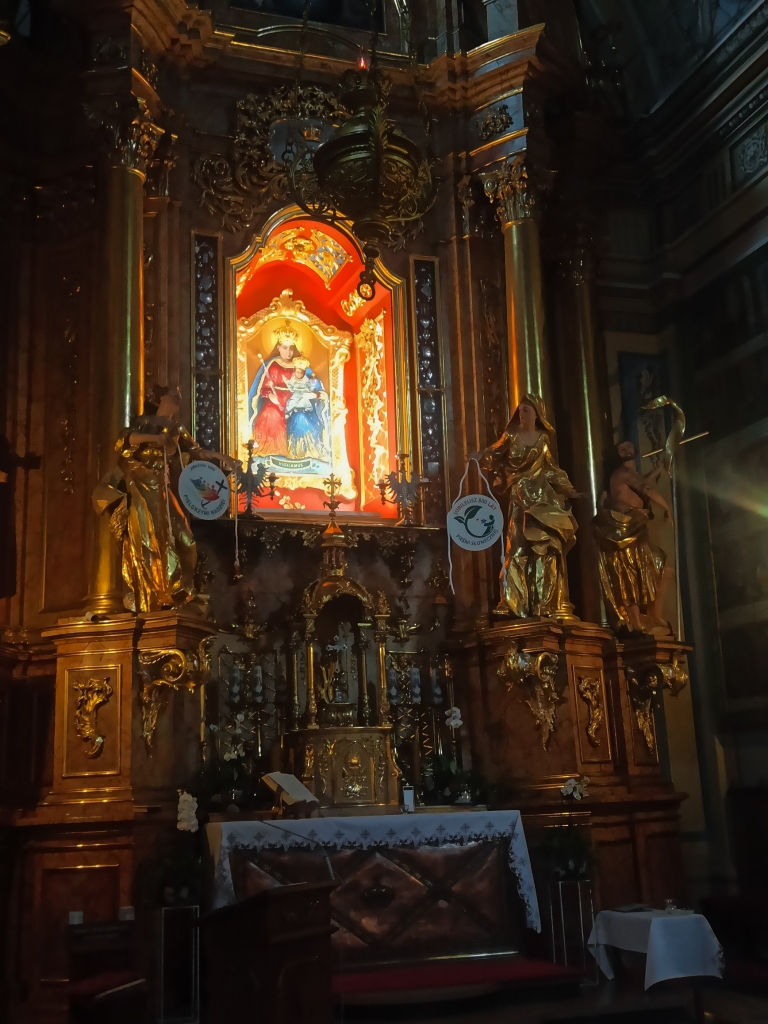 Fotorelacja: Na pielgrzymim szlaku do Sanktuariów Jubileuszowych - przechadzka po rekolekcjach