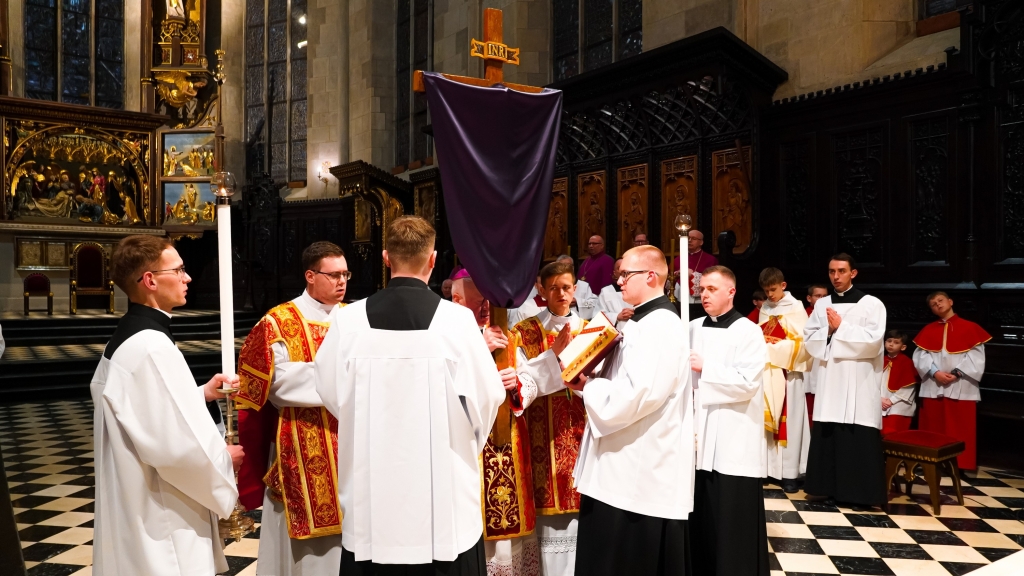 Fotorelacja: Wielki Piątek 2025