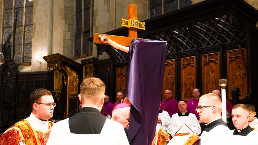 Fotorelacja: Wielki Piątek 2025