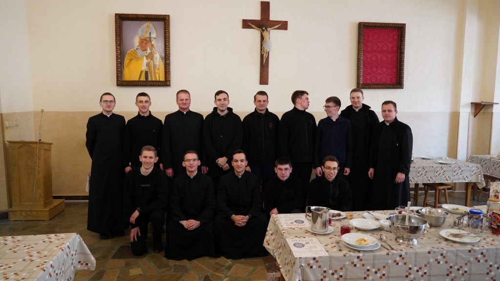 Fotorelacja: Seminaryjny Turniej w Darta 2024/2025