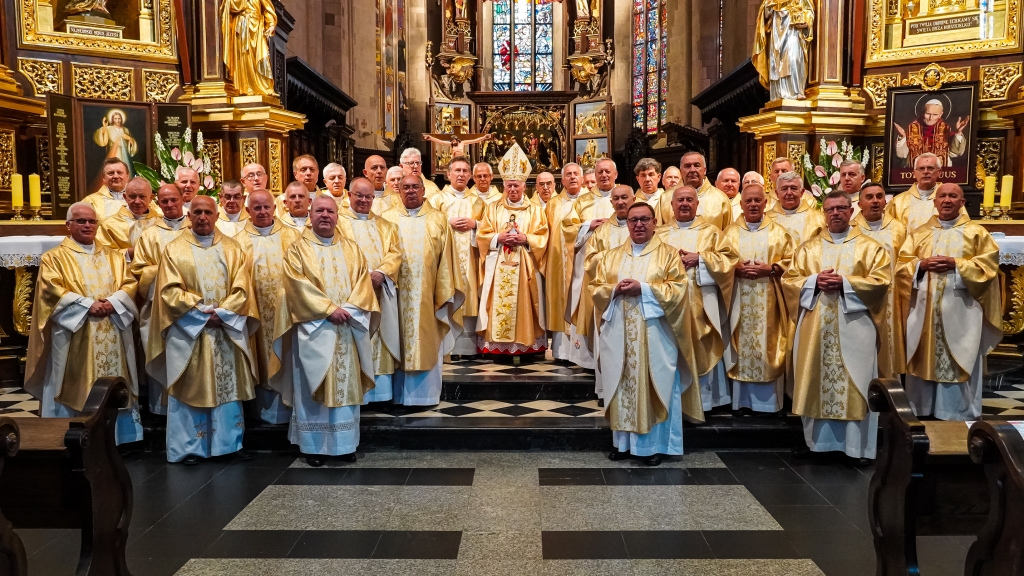 Fotorelacja: Dziękczynienie za 40 lat kapłaństwa