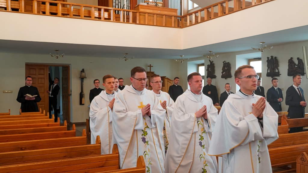 Fotorelacja: Msza prymicyjna we wspólnocie WSD