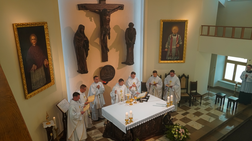 Fotorelacja: Msza prymicyjna we wspólnocie WSD