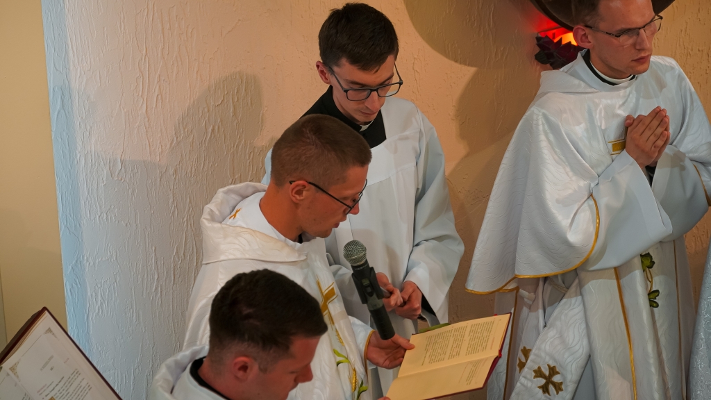 Fotorelacja: Msza prymicyjna we wspólnocie WSD