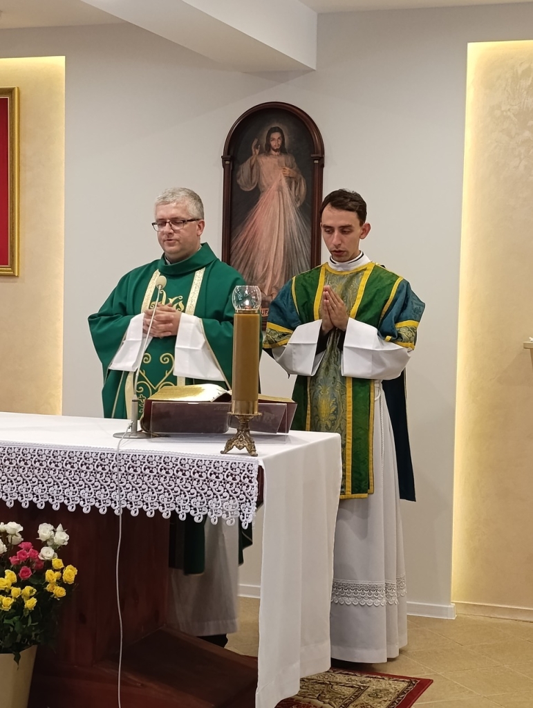 Fotorelacja: Wakacyjny dzień skupienia w Heluszu