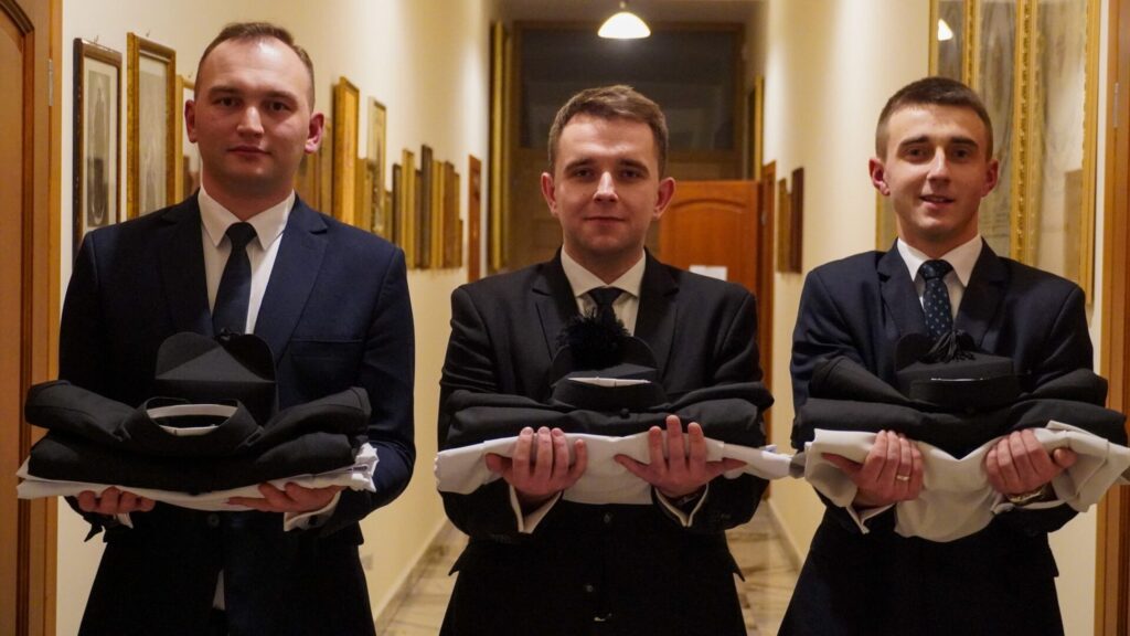 Fotorelacja: „Obłóczyny braci z kursu III” w WSD w Przemyślu