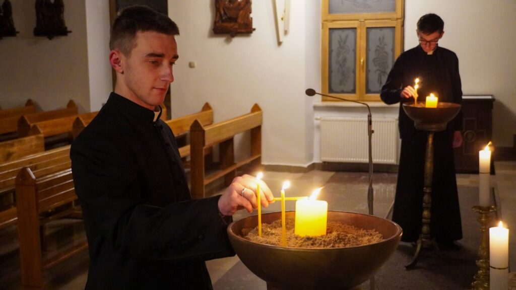 Fotorelacja: Akatyst 2025