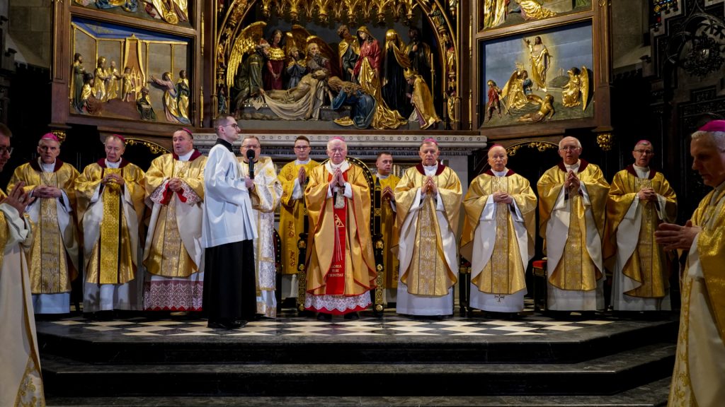 Dziękczynienie za 25 lat posługi biskupiej ks. abp. Adama Szala