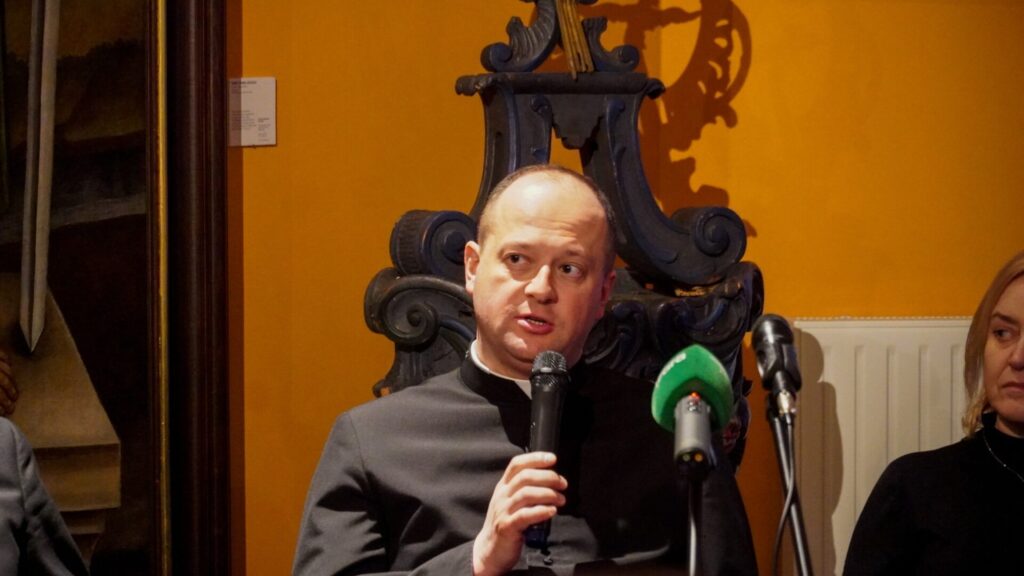 Fotorelacja: Prezentacja albumu „Bogu na chwałę. Kościoły i kaplice archidiecezji przemyskiej”