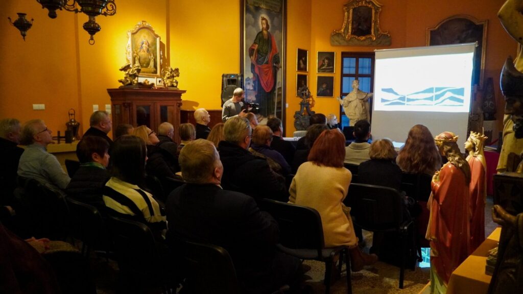 Fotorelacja: Prezentacja albumu „Bogu na chwałę. Kościoły i kaplice archidiecezji przemyskiej”