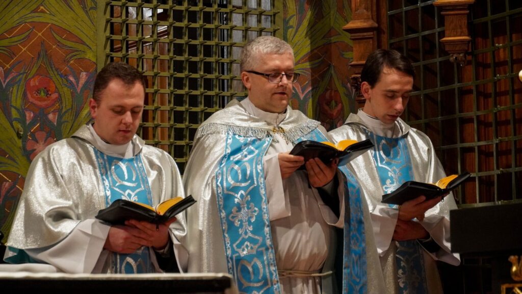 Fotorelacja: Wizyta wspólnoty WSD w Przemyślu u Sióstr Karmelitanek Bosych