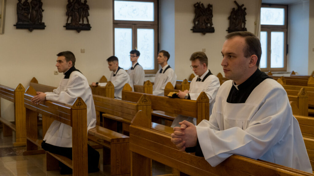 Fotorelacja: Msza z posługą lektoratu