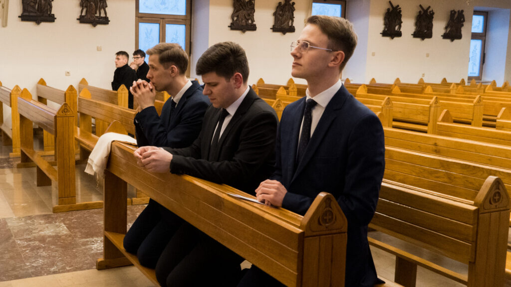 Fotorelacja: Nowi bracia w bractwie HS NSPJ