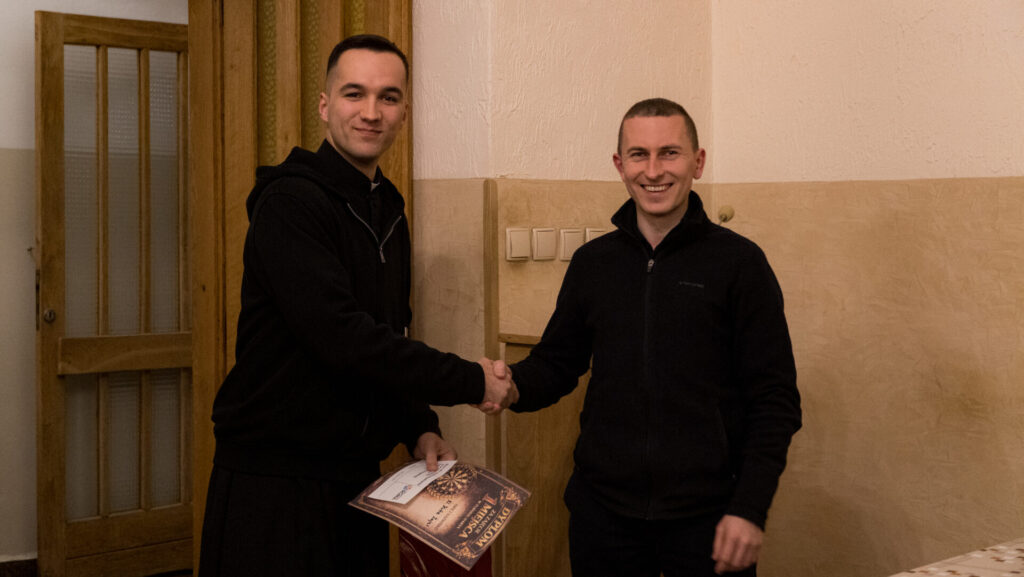 Fotorelacja: Turniej w darta