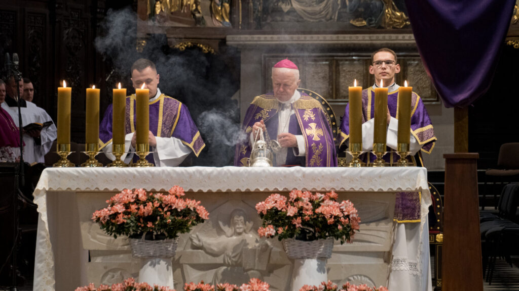 Fotorelacja: Wielki Czwartek 2026 - Jutrznia