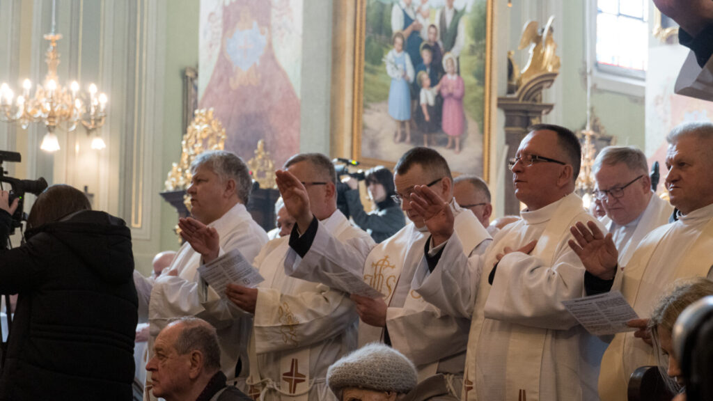 Fotorelacja: Msza Krzyżma 2026