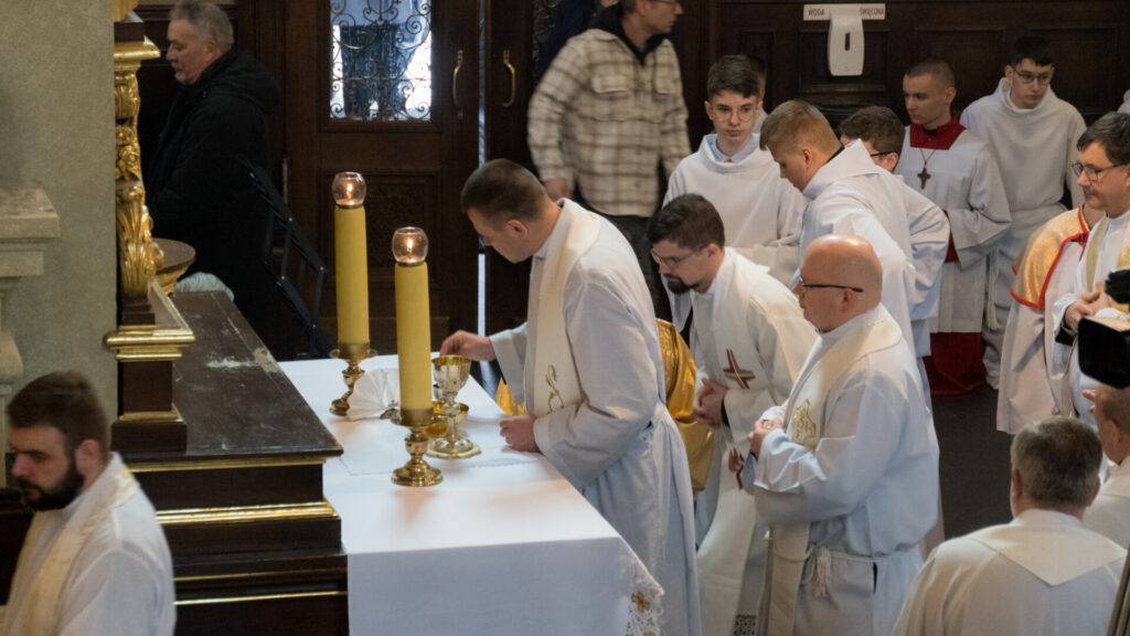 Fotorelacja: Msza Krzyżma 2026