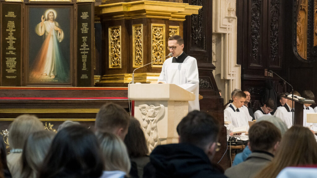 Fotorelacja: Wielki Piątek - Liturgia Godzin