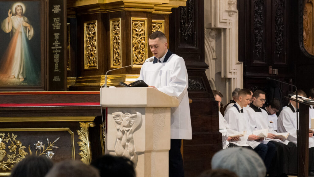 Fotorelacja: Wielki Piątek - Liturgia Godzin