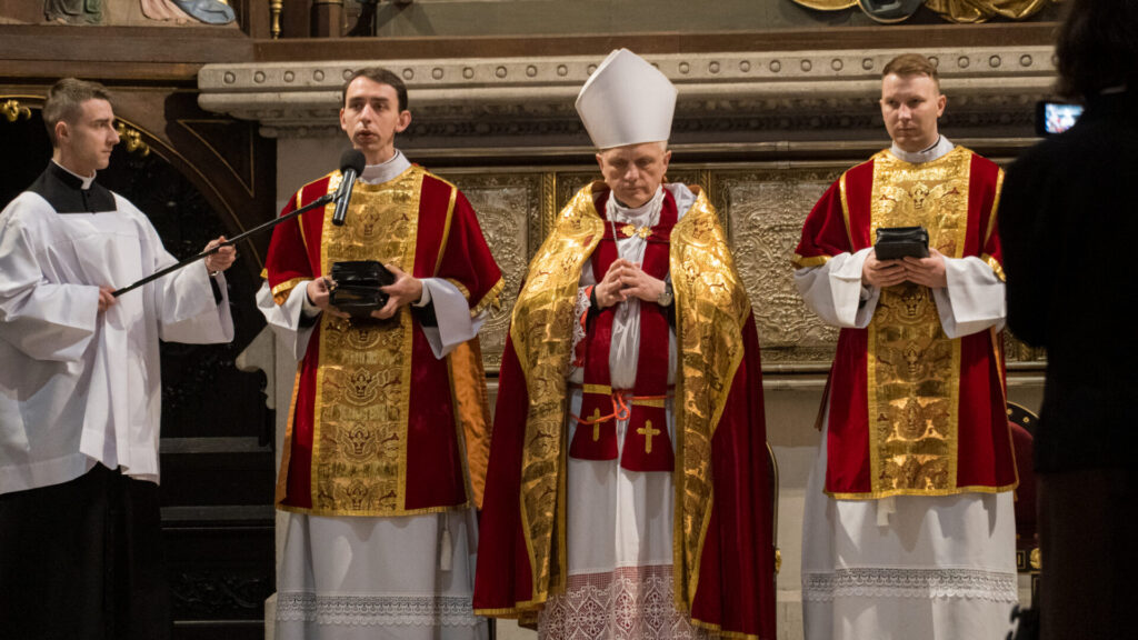 Fotorelacja: Wielki Piątek - Liturgia Godzin