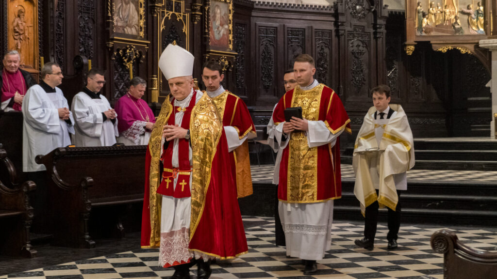 Fotorelacja: Wielki Piątek - Liturgia Godzin