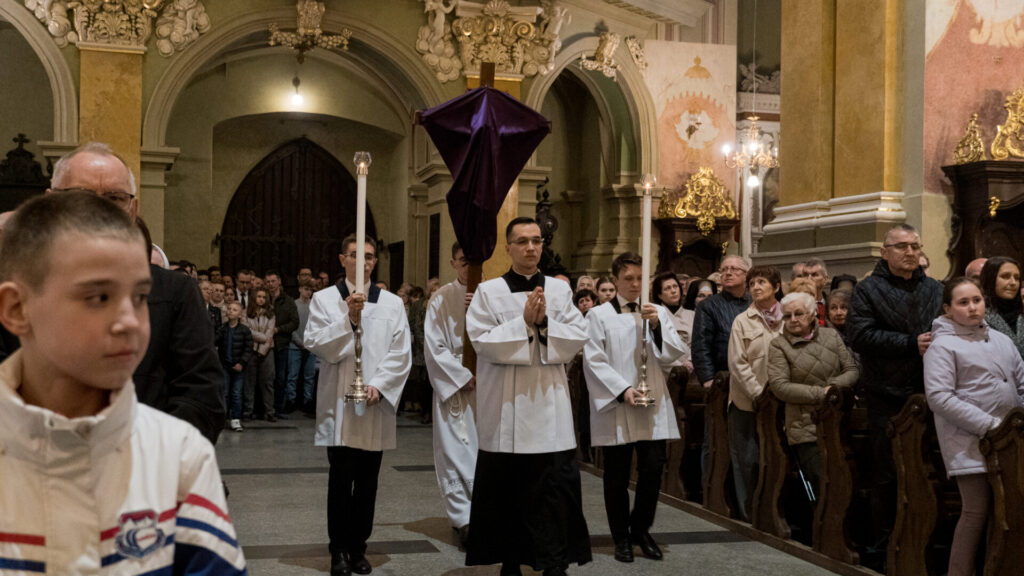 Fotorelacja: Liturgia Męki Pańskiej 2026