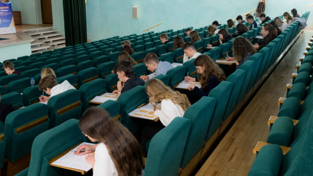 Fotorelacja: etap diecezjalny 30. Ogólnopolskiego Konkursu o Wiedzy Biblijnej