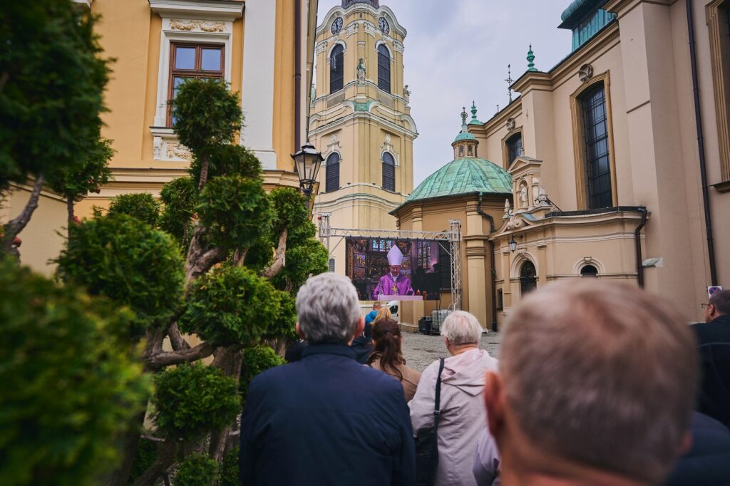 Fotorelacja: Uroczystości pogrzebowe 