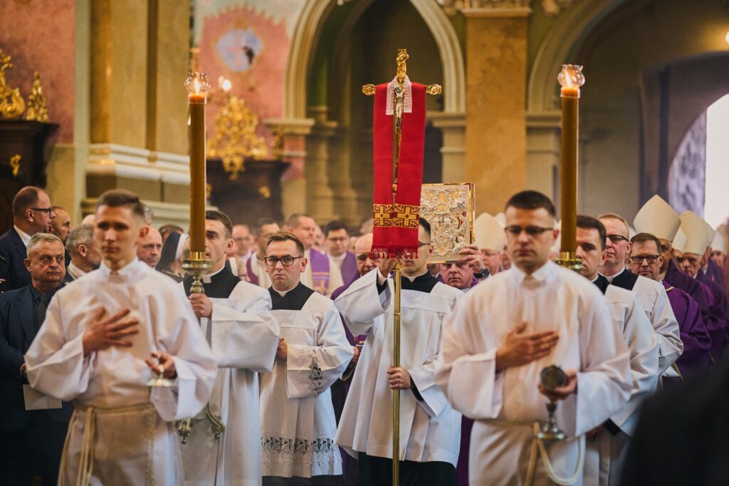 Fotorelacja: Uroczystości pogrzebowe 