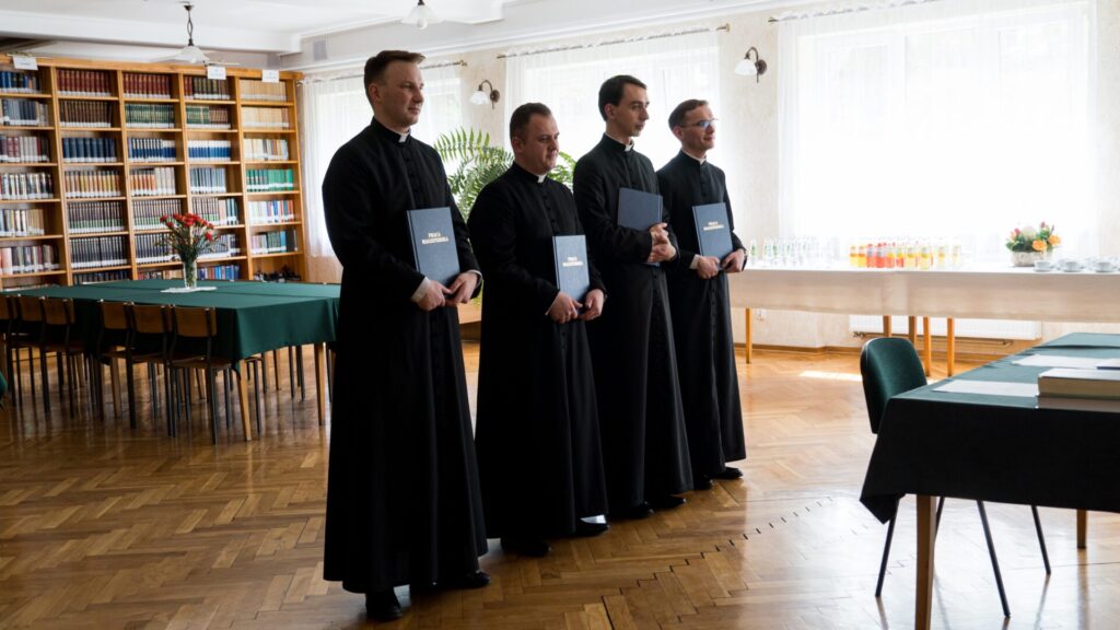 Fotorelacja: Obrona prac magisterskich 2026