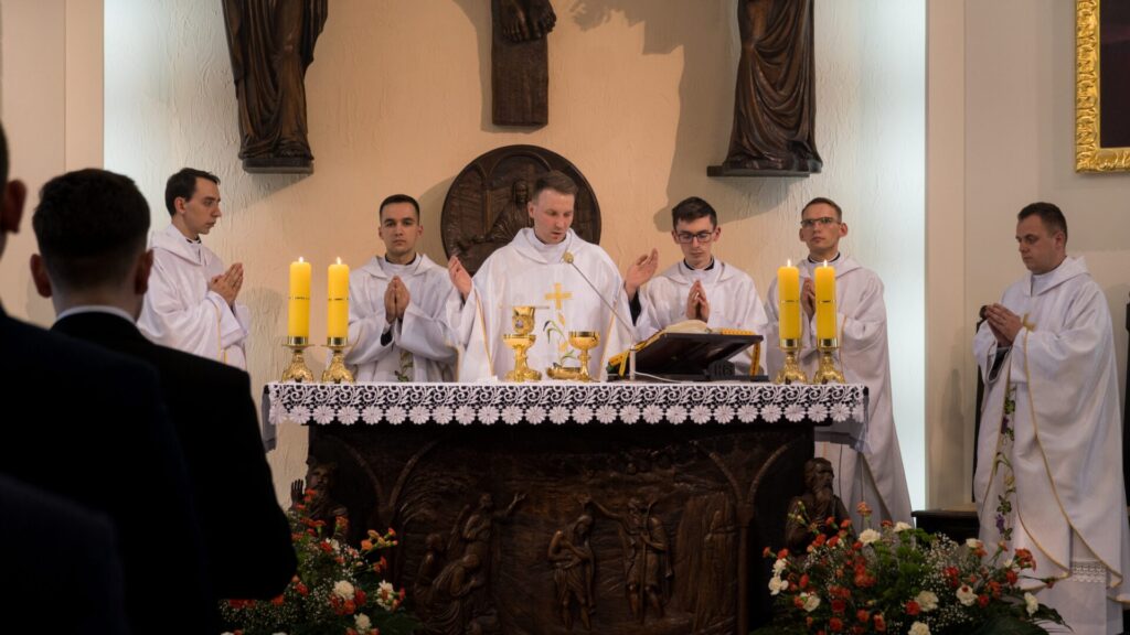 Fotorelacja: Msza prymicyjna w WSD