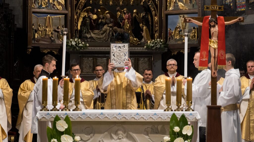 Fotorelacja: święcenia diakonatu