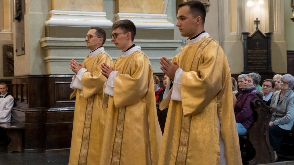 Fotorelacja: święcenia diakonatu