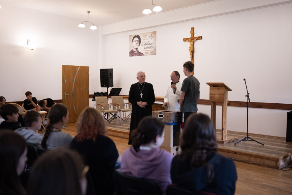 Fotorelacja: Rekolekcje Rychu Światło Życie (OAZA)